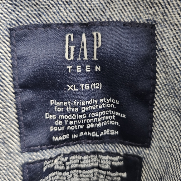GAP youth jean jacket - Picture 3 of 3